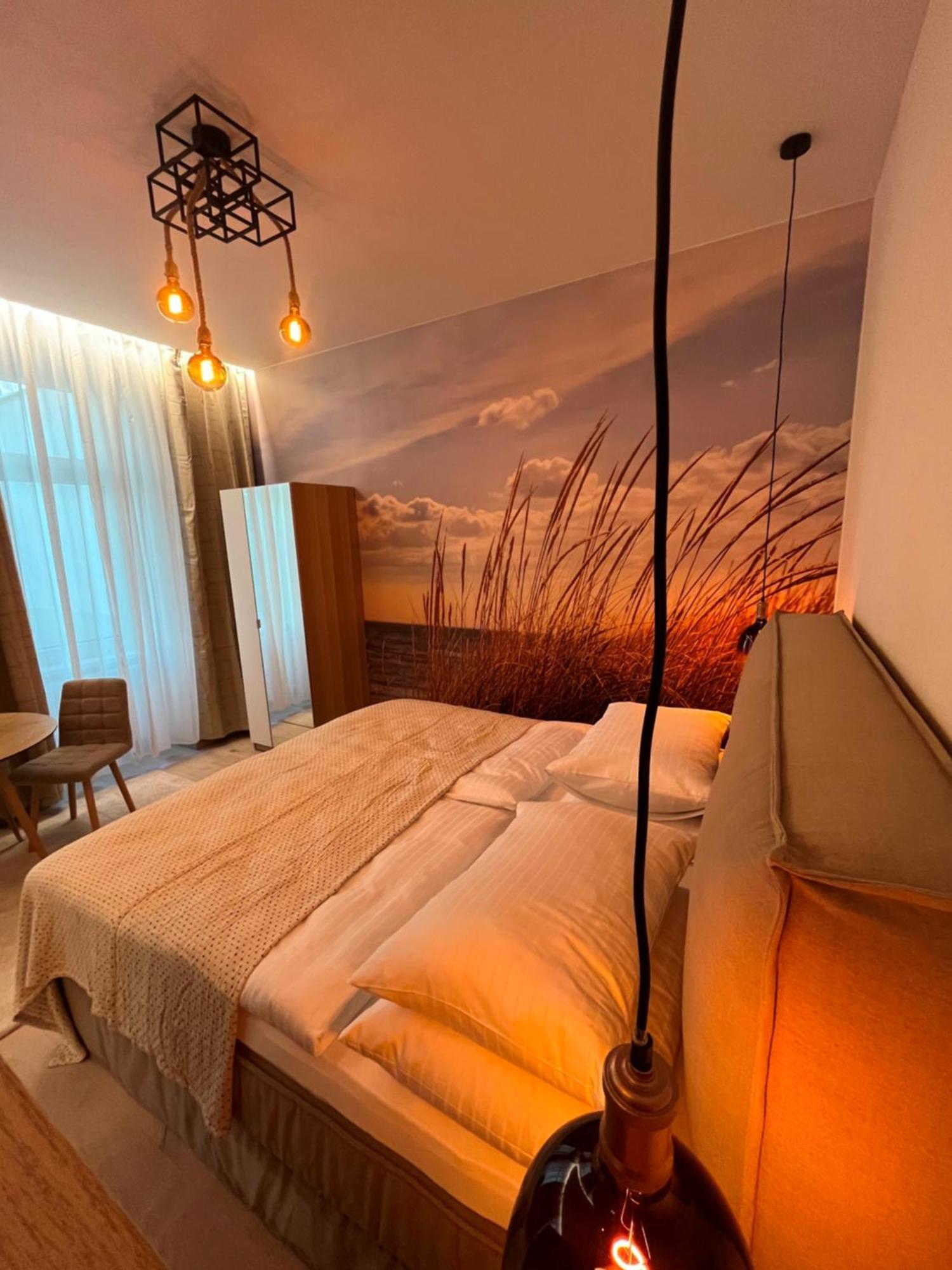 Street Living Hotel - Apartments Wina Bagian luar foto